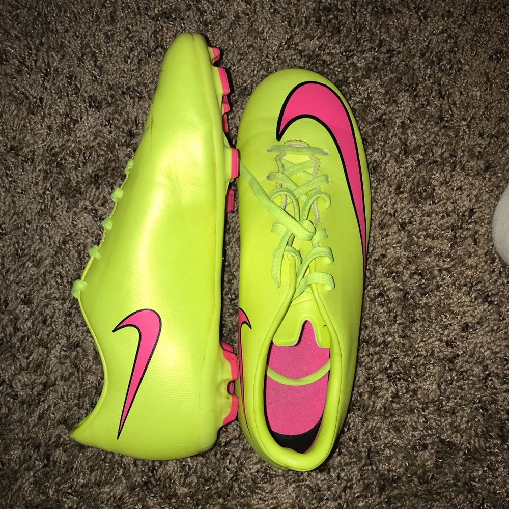Nike mercurial cleates